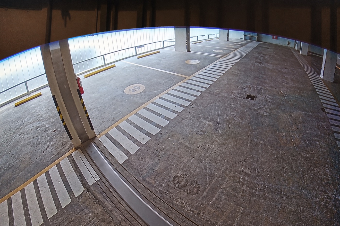Estacionamiento NOS PUCP